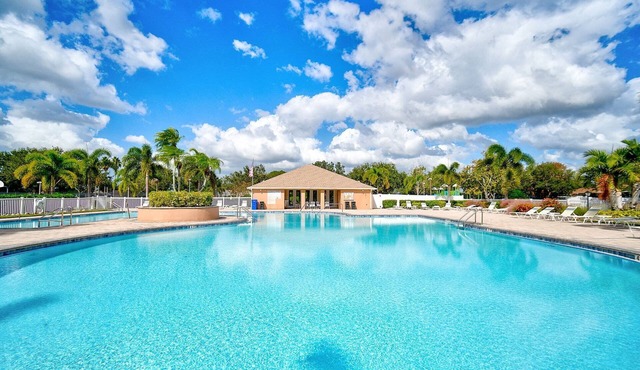 Serene Sabal Key - Pool, Tennis, Pet-Friendly!