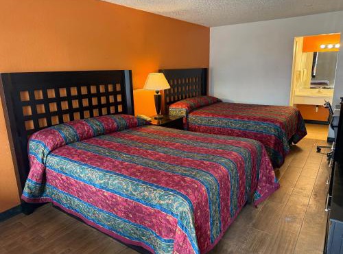 Sherman Inn