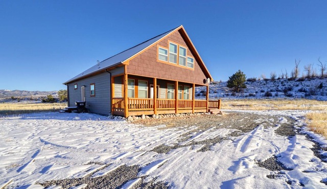 Silver Trout Lodge- Dog Friendly with Amazing Views!