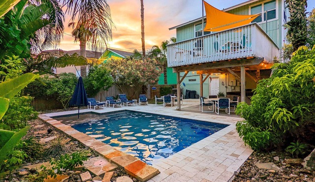 South Padre Home w/Pool & Hot Tub: Walk to Beach!