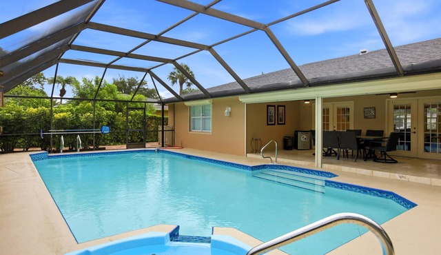 Spacious 3 Bedroom Naples Home with Private Pool and Near Ocean Access