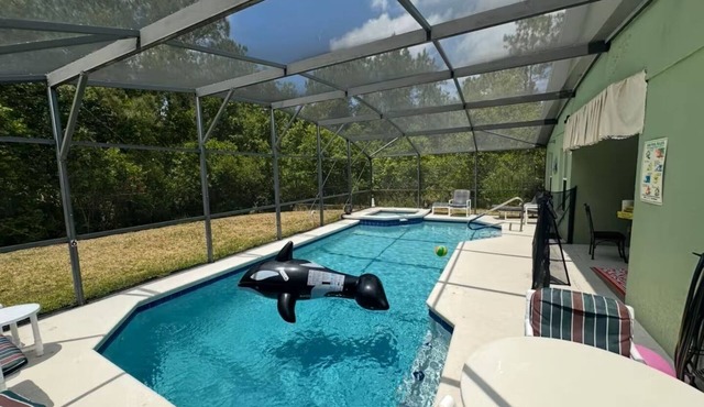 Spacious 5-bedroom home with pool near Disney in Davenport - Enchanted Hollow