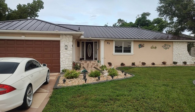 Spacious 5-bedroom pool home with WiFi, AC in peaceful Punta Gorda Fl 33950