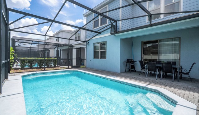 Spacious 5BR Oasis at Windsor at Westside – BBQ, Pool – Perfect for Families!