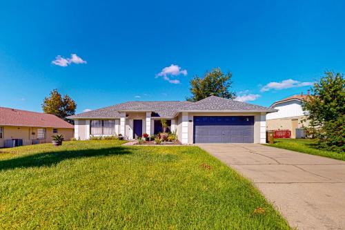 Spacious Dog-Friendly Home w/Private Pool, Pong Pong, Near Disney