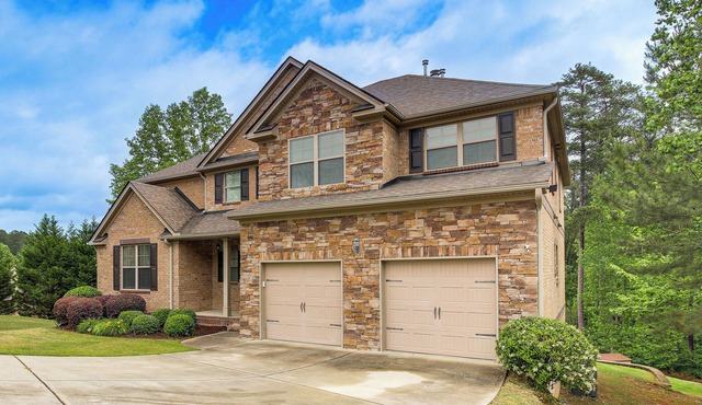 Spacious Group Hub! Walk to Tribble Mill Park