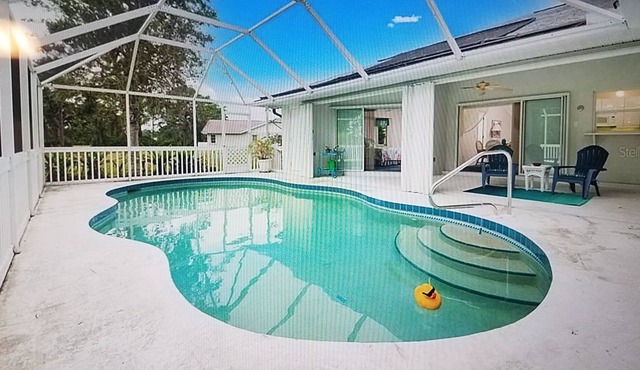 Spacious Home with heated Pool near Broadmoor Park walking trails