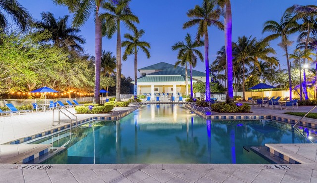 Spacious Signature 3BR Villa for Golf & Family