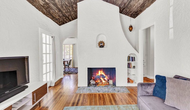 Spanish Beach Bungalow Mainhouse