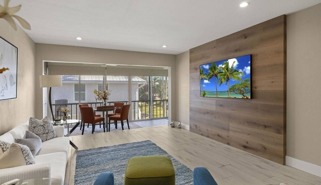 Spanish Cay F7 - Contemporary design ~ One of a kind