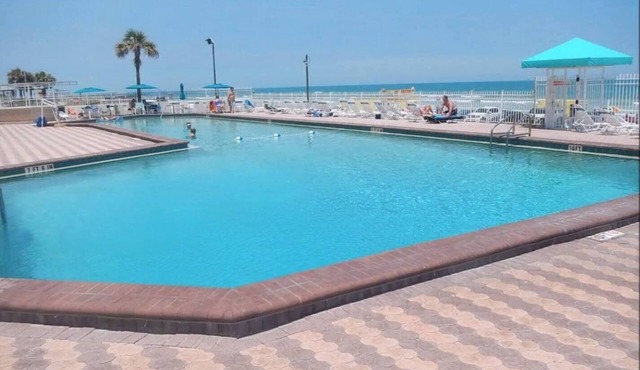 Spectacular view- Oceanfront Beach Condo-3rd Floor Balcony, pool/hot tub