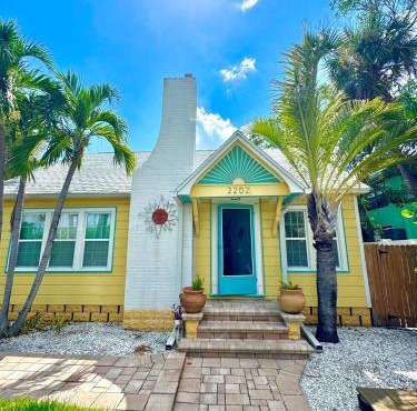 Steps 2 Beach- Cottage wking bd 2bikes parking