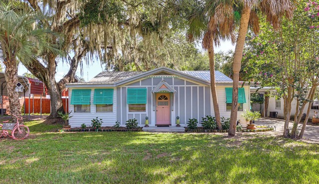 Stroll to Town! Charming Darien Gem, Private Yard