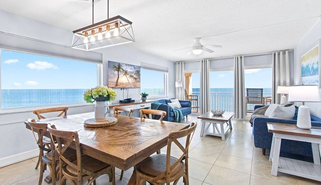 Stunning 3-Bed Penthouse with Panoramic Ocean Views & Hot Tub 🌊