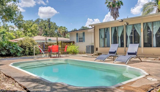 Stylish In-Town Escape with Pool & Relaxing Vibe