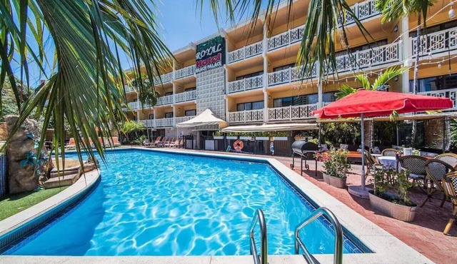 Stylish Resort Stay Steps from Ocean, Dining & Downtown Hotspots