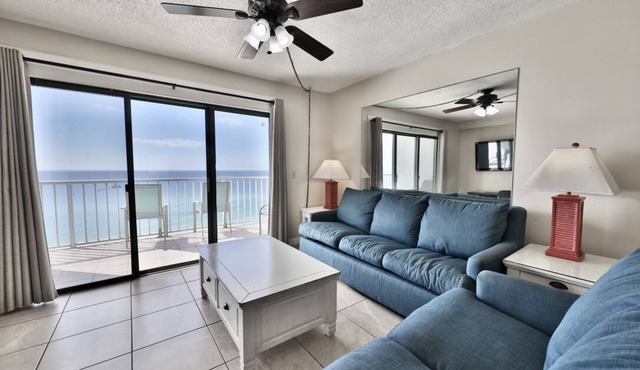 Summit 1 BR SLEEPS 5 *BEACH CHAIRS INCLUDED*