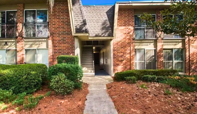Summit House - Easy Access to UF