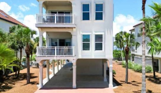 Sunset Beach- 4 king bedroom Private/Heated pool Our Kind of Paradise