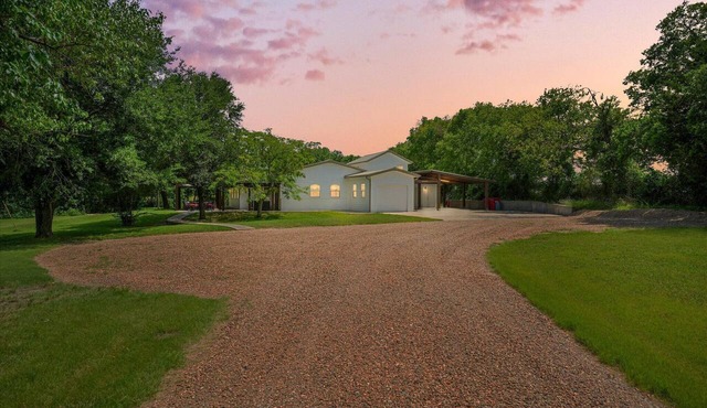 Sweet Dreams Country Retreat - 9 Acres A Designer Country Escape
