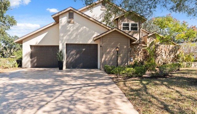 Tampa Oasis: Pool & Hot Tub Retreat for Families