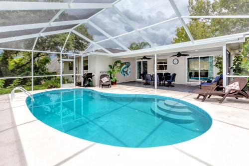 Tarpon House Private Heated Pool, 5 min to Beach