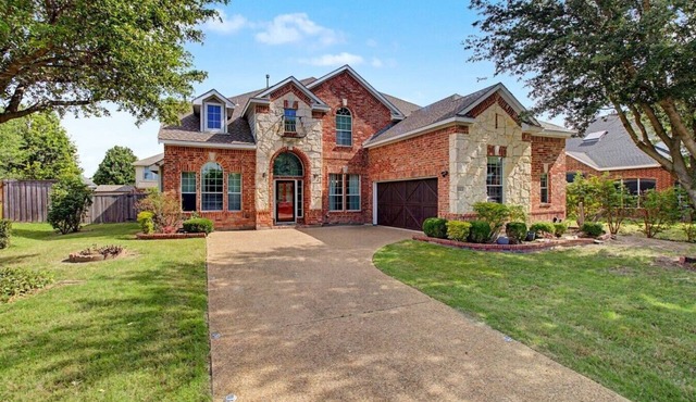 The Castle! LuX Family Retreat |Pool |Home Theatre