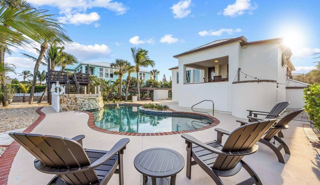 The Heartland - 5BR Oceanfront Home w/Pool