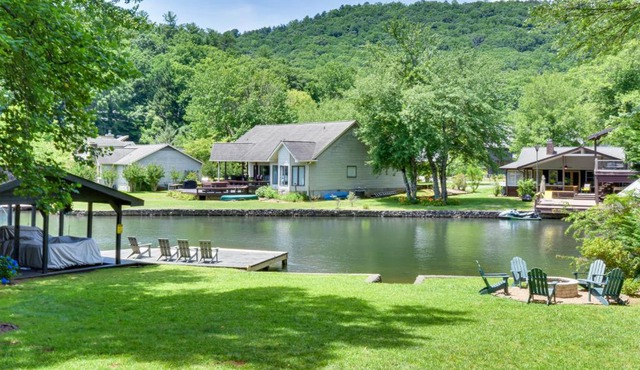 The Ultimate Luxury Retreat on Lake Burton!