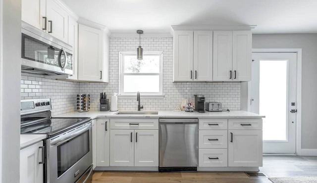 This house is a 3 bedroom(s), 1.5 bathrooms, located in Chattanooga, TN.