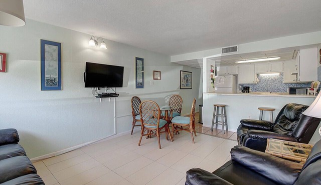 This super cute 1 bedroom 1 bath condo is located in the heart of Port Aransas!