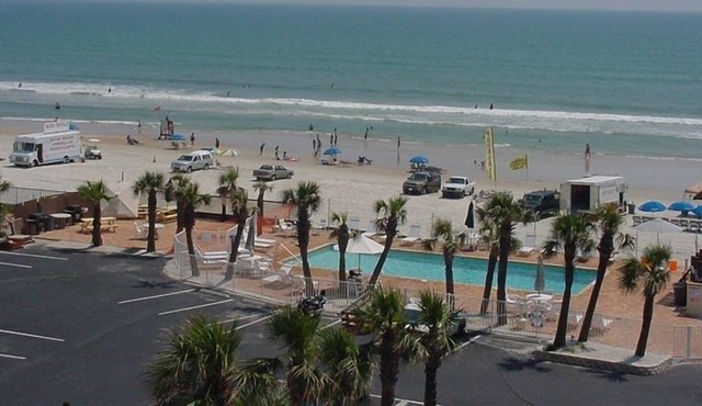TOP FLOOR CONDO AT SEA DIP BEACH RESORT!!!