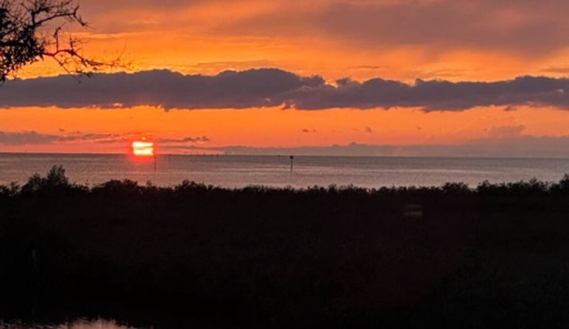 Tranquil Canal-Front Home with Direct Gulf Access and Stunning Sunsets