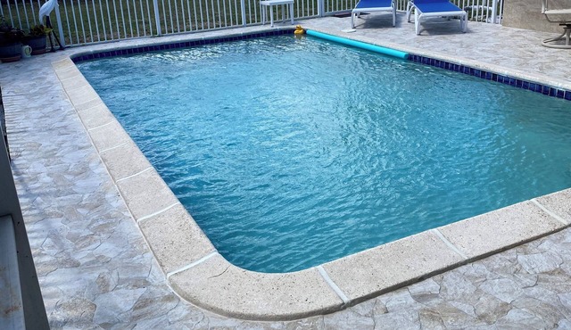 Tropical Paradise Heated pool by request