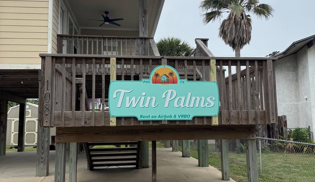 Twin Palms -located in beautiful Port O’Connor, TX. Close to beach.