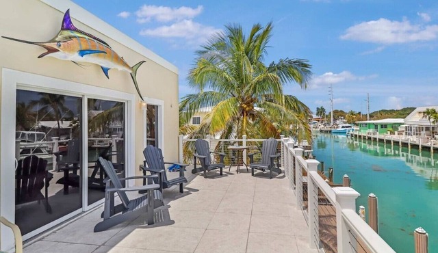 Vaca Cut w/60` dock, 4br/4ba, 2 kitchens
