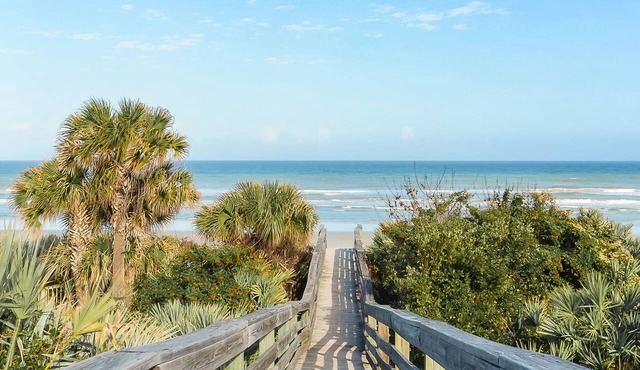 Veranda by the Beach/Close to Pool & Amenities/Seconds to Beach/SV173