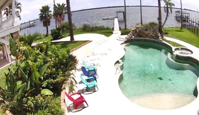 Villa Melbourne Master BR suite w/King bed/heated Pool