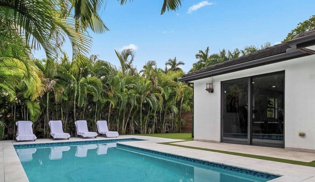 Villa Moonlight | Pool Jacuzzi BBQ Pickleball