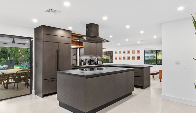 Villa Platinum by Glam Homes