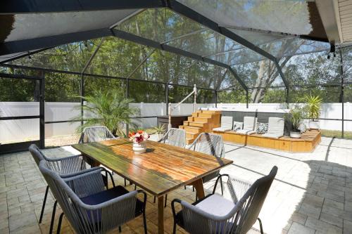Villa Summerfield Swim Spa