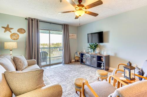 Walk to Beach: Condo w/Balcony in PCB!