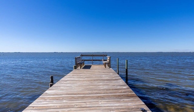 Waterfront Oasis! Private Pier, Walk to Beach