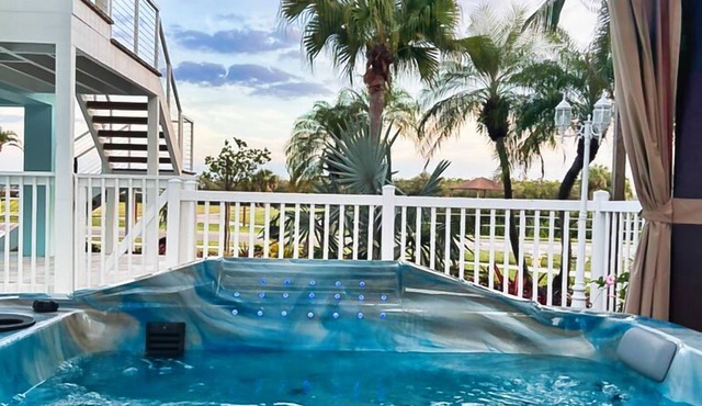 Waterfront Pool Retreat - WFH Ready - Near Corp HQs