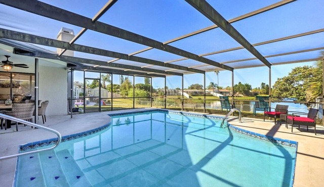 Waterfront Retreat Pool Stunning Sunsets Fishing