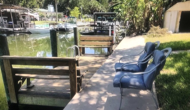 WATERFRONT DEAL! Boat Dock/Ramp Kayaks SUP Easy Gulf Fish Manatees, Dog friendly