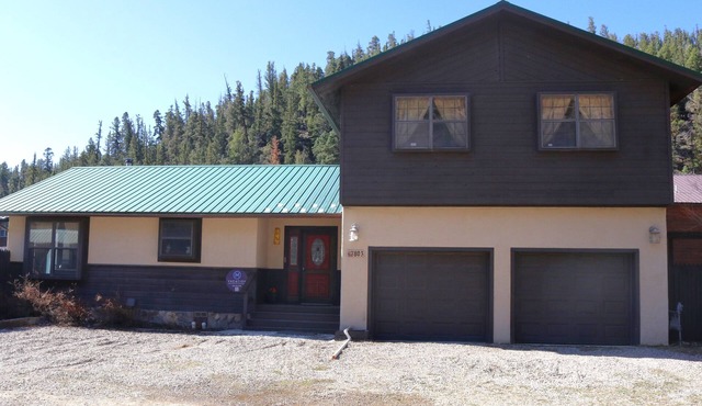 Wildwood - Updated - Under New Management - In Town - Washer/Dryer - Fire Pit -