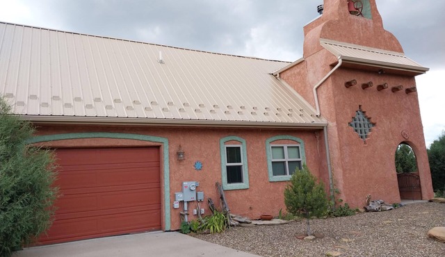 Wonderful 3-bedroom house in Boncarbo, Co Perfect vacation getaway.
