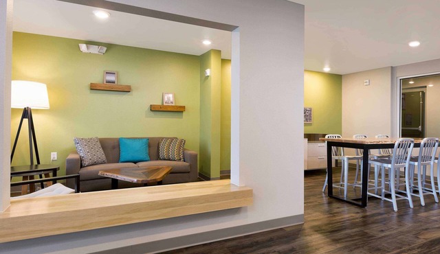 WoodSpring Suites Las Colinas - Northwest Dallas