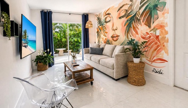 Wynwood Charm, at the Heart of the Art!